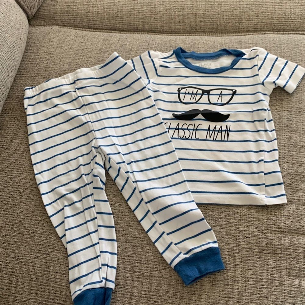 Mustache pajama set